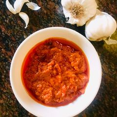 Lahsun ki Chutney Spicy A picture of Lahsun ki Chutney Spicy.