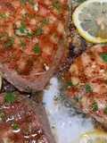 Bifes de Atum Deliciosos na Manteiga de Alho