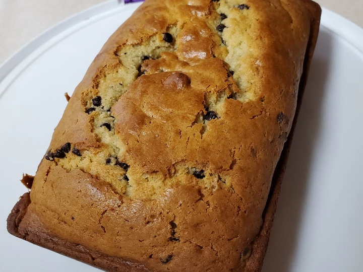 Simple Way Prepare Recipe Chocolate Chip Banana Bread that is Can Pamper Your Tongue, Really Delicious}