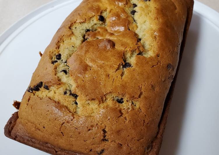 Easy Way to Prepare Favorite Chocolate Chip Banana Bread