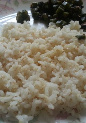 A picture of How to cook handpounded rice?.