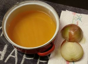 Hagymatea köhögés ellen, ahogy én készítem recept fotója