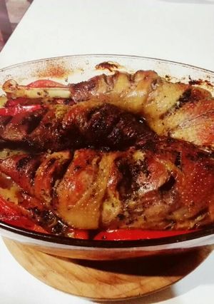 Una foto de Pollo asado casero en salsa