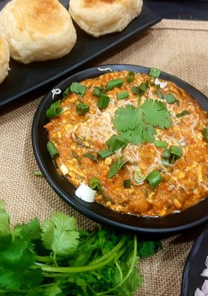 ચીઝ પનીર ગોટાળા (Cheese Paneer Gotala Recipe In Gujarati) રેસીપી મુખ્ય ફોટો