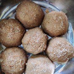 A picture of Laddu.