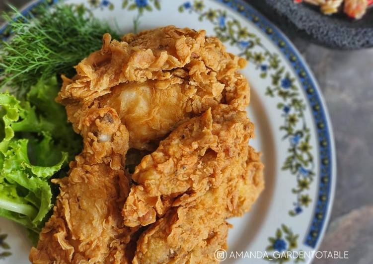 Resep Ayam Goreng Kripsi (ala KF*) Sambal Matah Anti Gagal