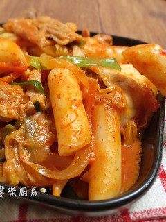 韓式泡菜炒年糕 的食譜成品照片
