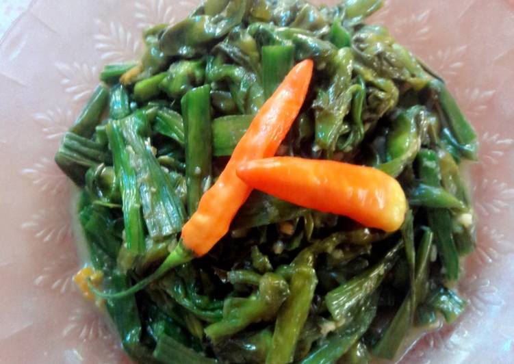 Tumis Bunga Genjer Bumbu Kencur