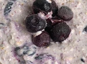 Foto resep Overnight oats with yoghurt and blueberries