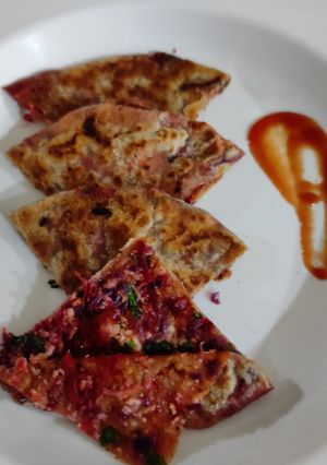 A picture of Red cabbage paratha.