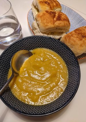 A picture of Roasted Crown Prince Pumpkin soup with potato.