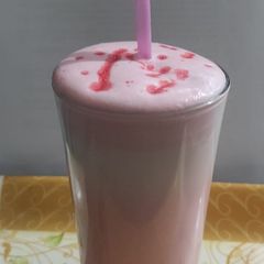 A picture of Smoothie with Laal Sharbat.