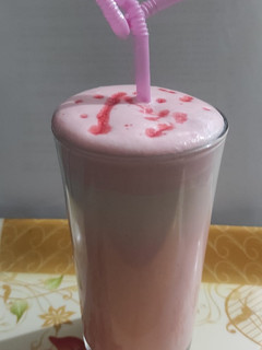 A picture of Smoothie with Laal Sharbat.