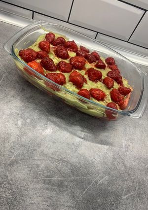 Epres-pisztáciás tiramisu recept fotója