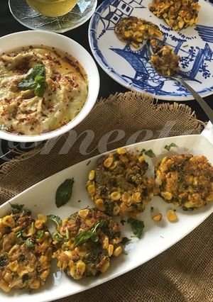 A picture of Cheesy Corn Fritters.