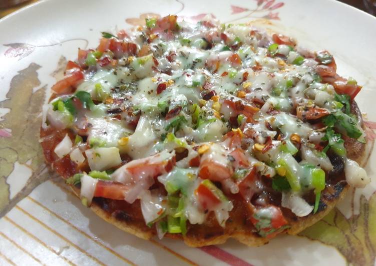 Easiest Way to Prepare Yummy સ્પાઇસી પીઝા (Spicy Pizza Recipe In Gujarati)