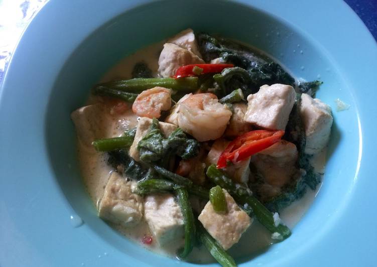 Bahan-bahan Tumis santan Udang, Tahu, dan Pucuk Labu yang lezat dan Mudah Dibuat