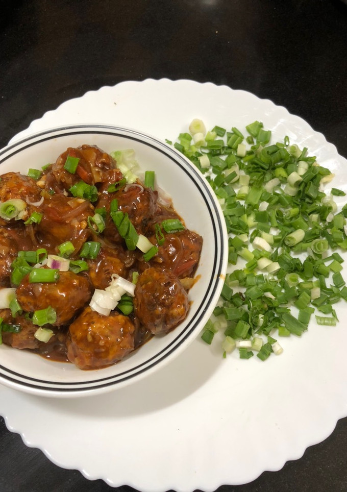 ડ્રાય મંચુરીયન (Dry Manchurian Recipe In Gujarati) રેસીપી મુખ્ય ફોટો