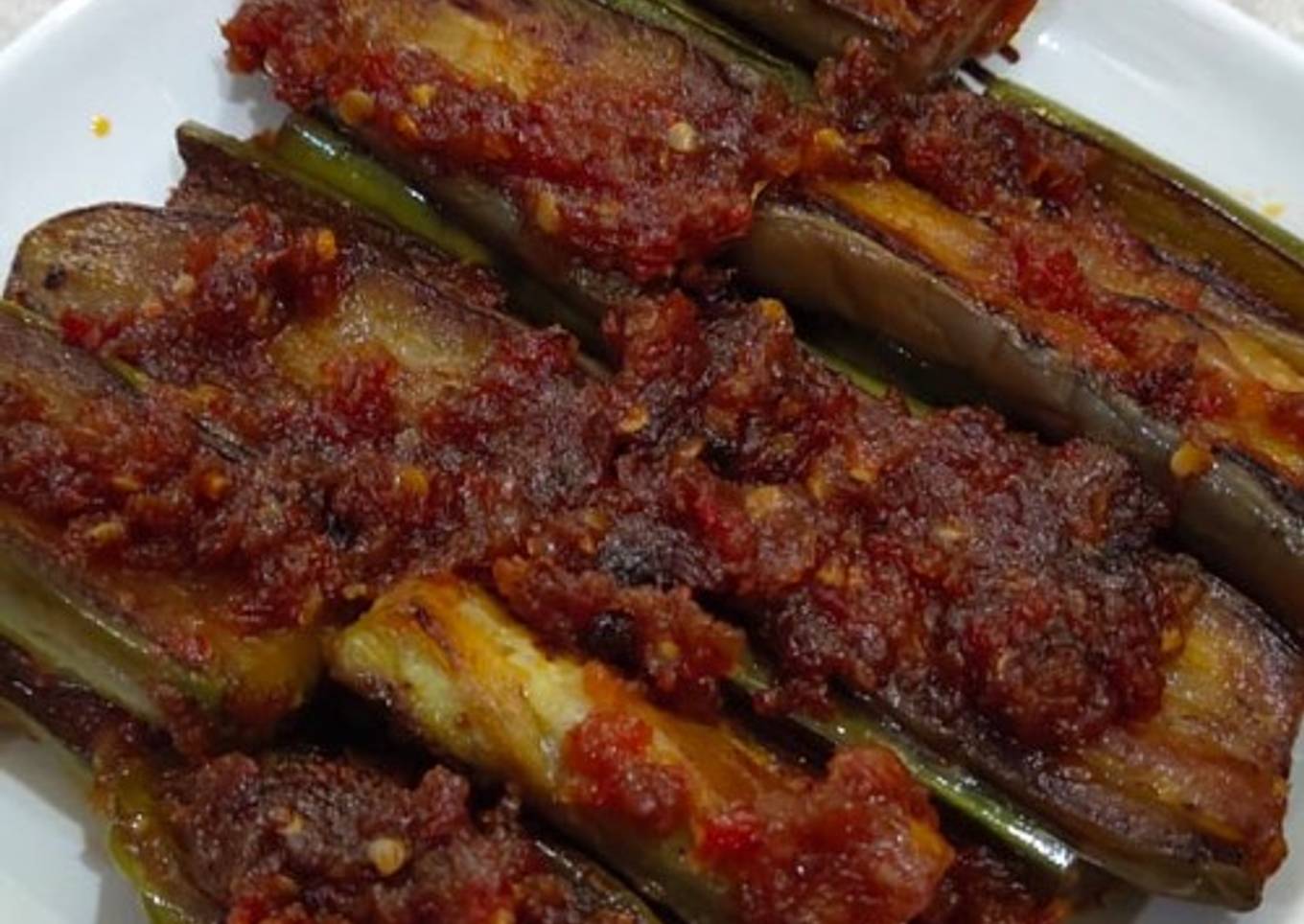 Terong bakar bumbu merah