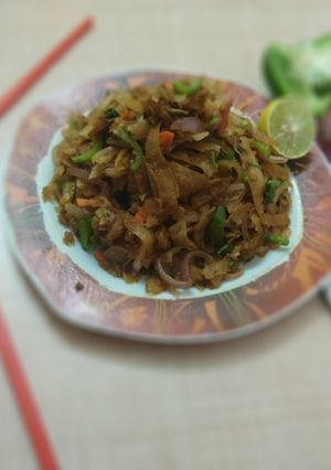 A picture of Roti Noodles.
