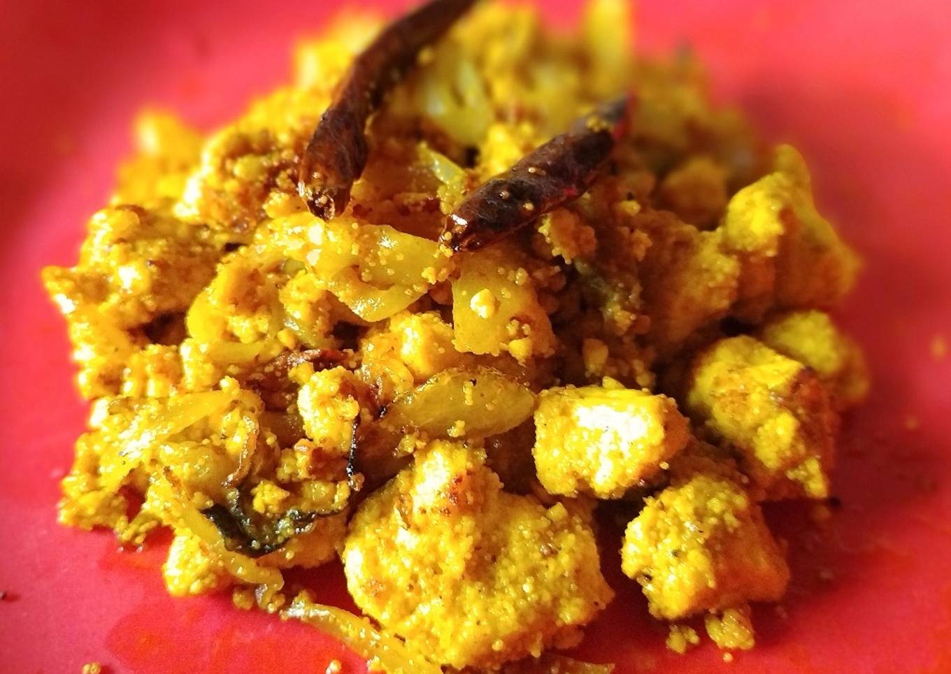 Macher Dim Bhaja