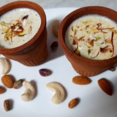 A picture of Winter spl Hot energy milk.