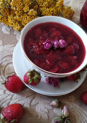 عکسی از دستور مربای توت فرنگی 🍓🍓