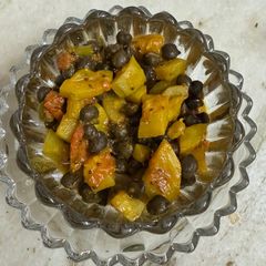 A picture of Lauki hare chane ki sabji.