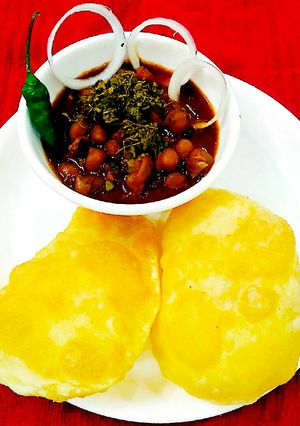 A picture of Choley Bhature.