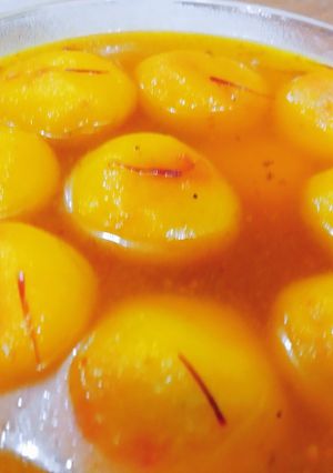 A picture of Raj bhog.