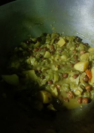 A picture of Nenua Chana ki Sabji (Sponge Gourd & Chickpea vegetables).