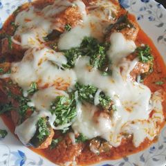 A picture of Pizza chicken.