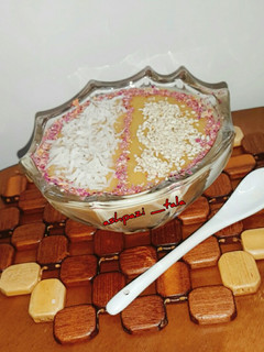 عکسی از دستور فرنی آرد نخودچی