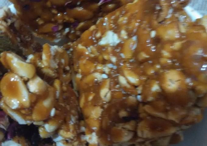 How to Prepare Gordon Ramsay Moongfali gajak