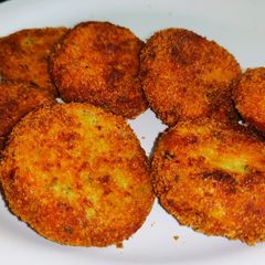 A picture of Chicken Cutlets.