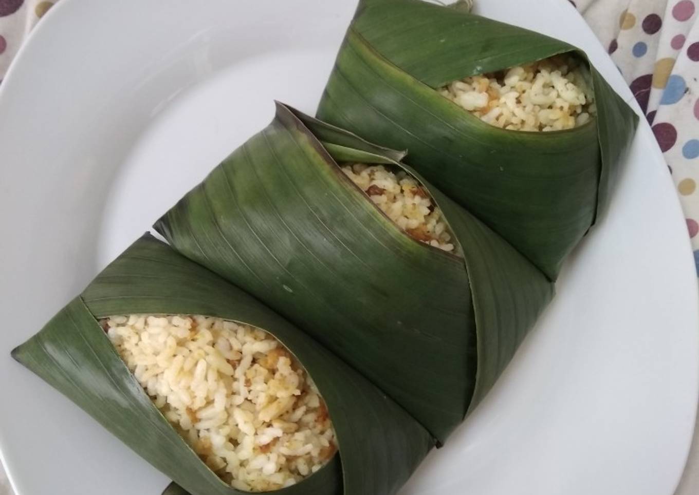 Nasi tutug oncom