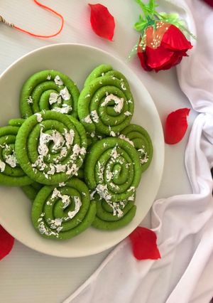 स्वीट जलेबी (Sweet Jalebi recipe in Hindi) रेसिपी मुख्य फोटो