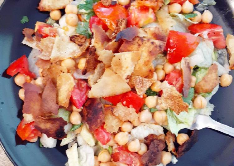 Recipe of Perfect Lemon-Pepper Chickpea Fattoush