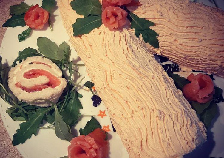 Simple Way to Make Ultimate Tronchetto Salato Salmone, Rucola e Philadelfia