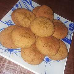 A picture of کلوچه دارچینی.
