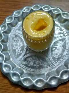மாம்பழ மில்க் ஷேக்(Mango Milkshake recipe in Tamil) செய்முறை முக்கிய புகைப்படம்