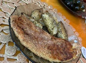Una foto de Filetes de brótola empanados