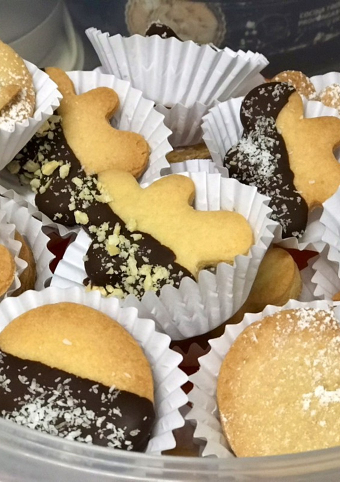 Una foto de Galletas de mantequilla tipo danesas sin lactosa