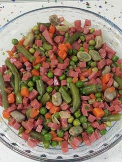 Una foto de Verduras con jamón cocido