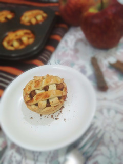 A picture of Healthy Honey Apple Pie.
