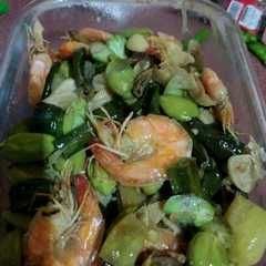 รูปของ Tumis udang petai cabai hijau