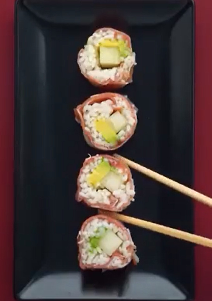 Una foto de Sushi ibérico