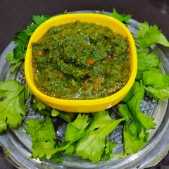 A picture of Spicy Green Chutney.