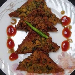 A picture of Crispy Bread Pakoras.