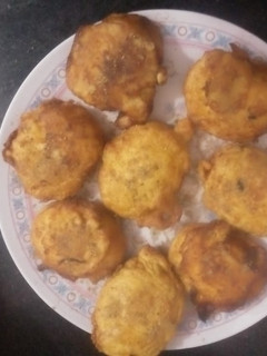 A picture of Egg Pakoda.